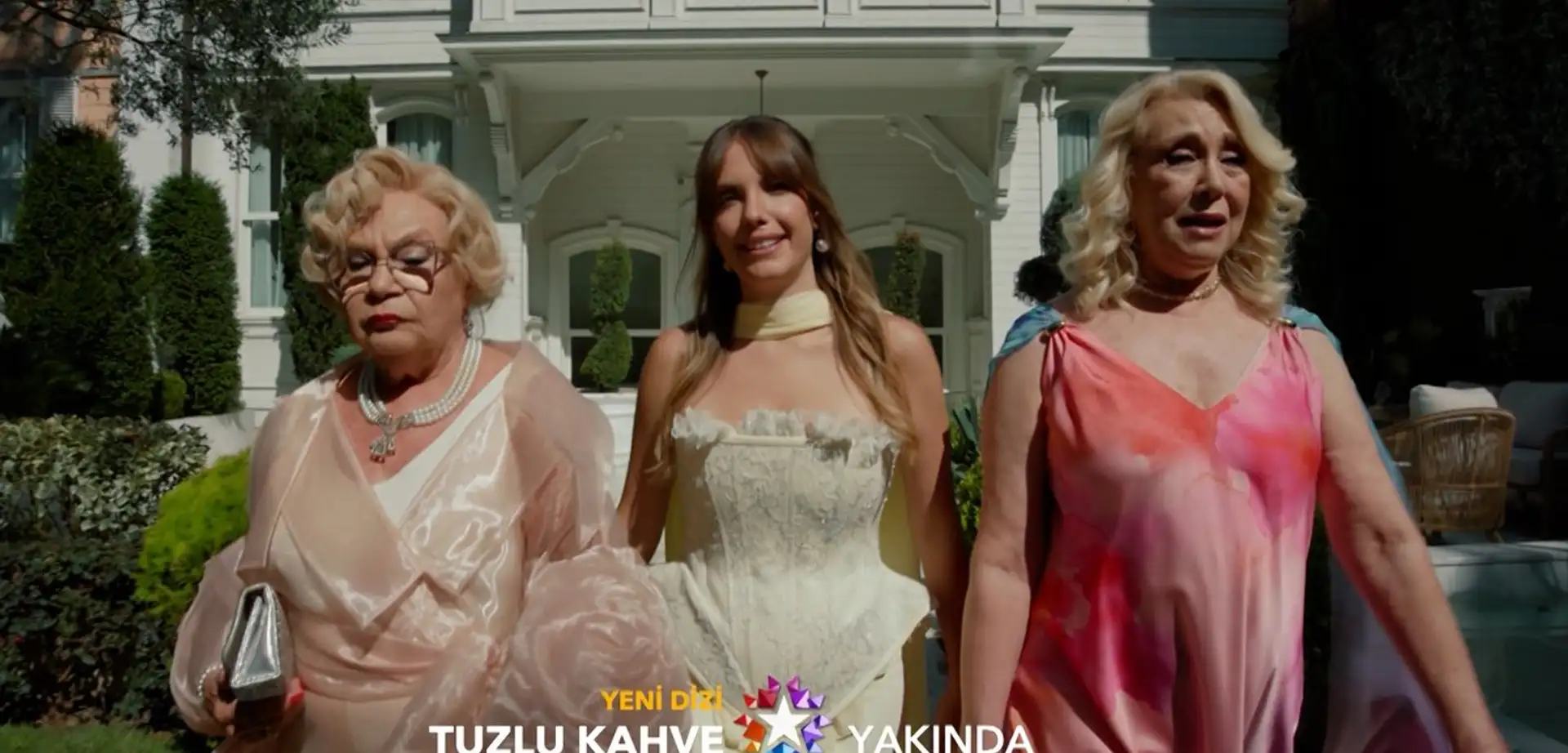 Star TV'nin Yıldızlar Geçidi Dizisi Tuzlu Kahve'den İlk Fragman Yayınlandı