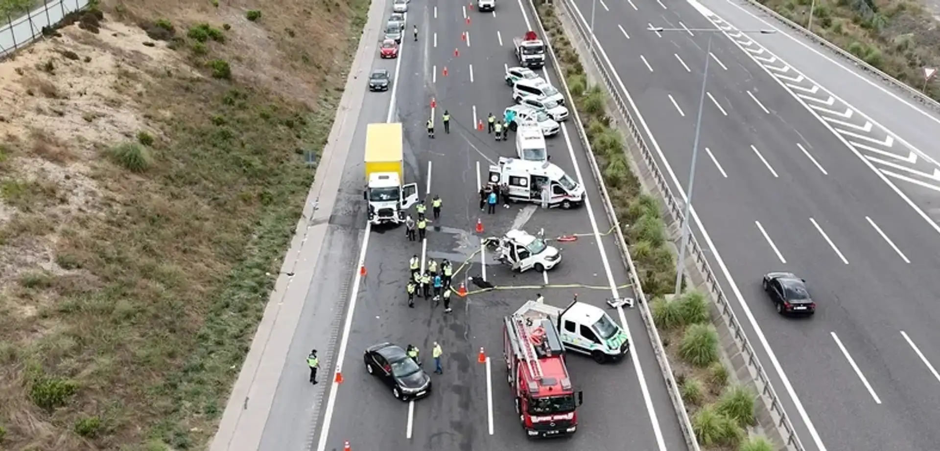 Kuzey Marmara Otoyolu'nda Feci Kaza: 3 Kişi Hayatını Kaybetti