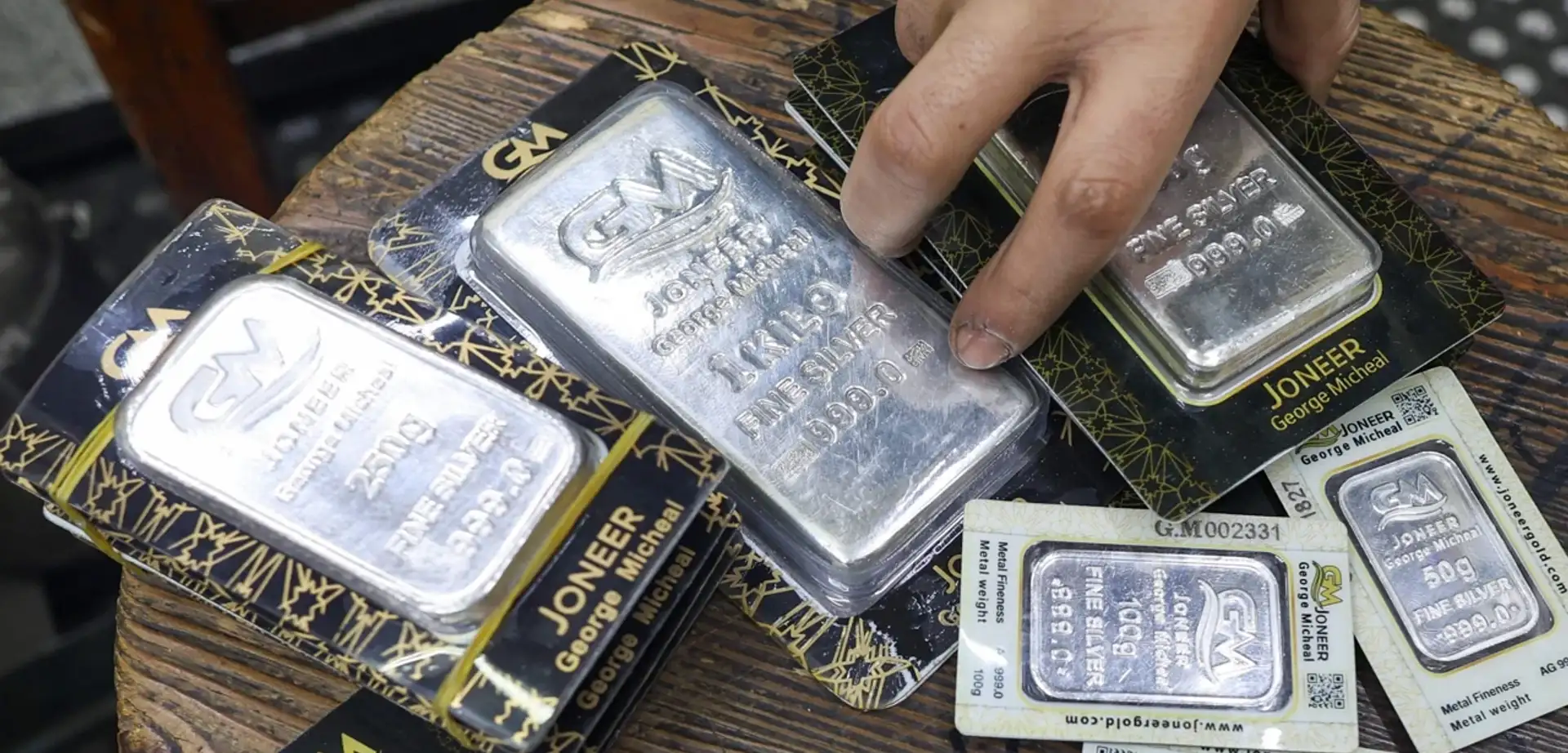 Gümüş fiyatları 65,50-67 bandında: 67 dolar direnci kritik