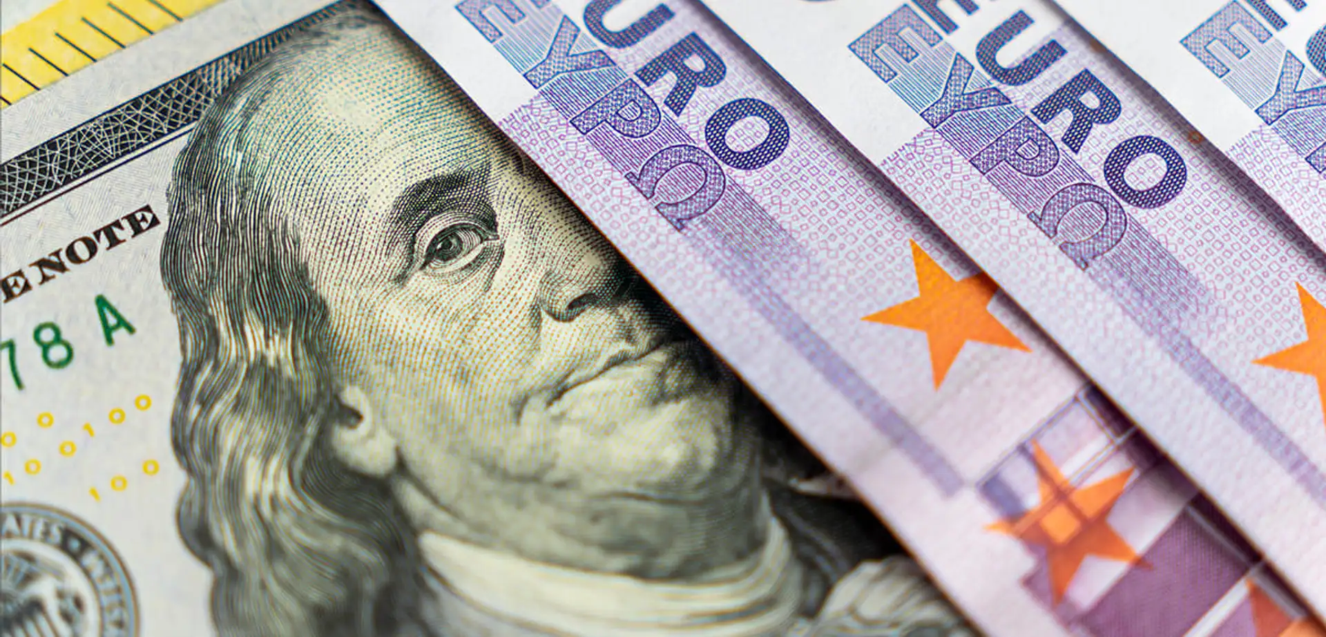 Serbest Piyasada Dolar ve Euro Yükselişte