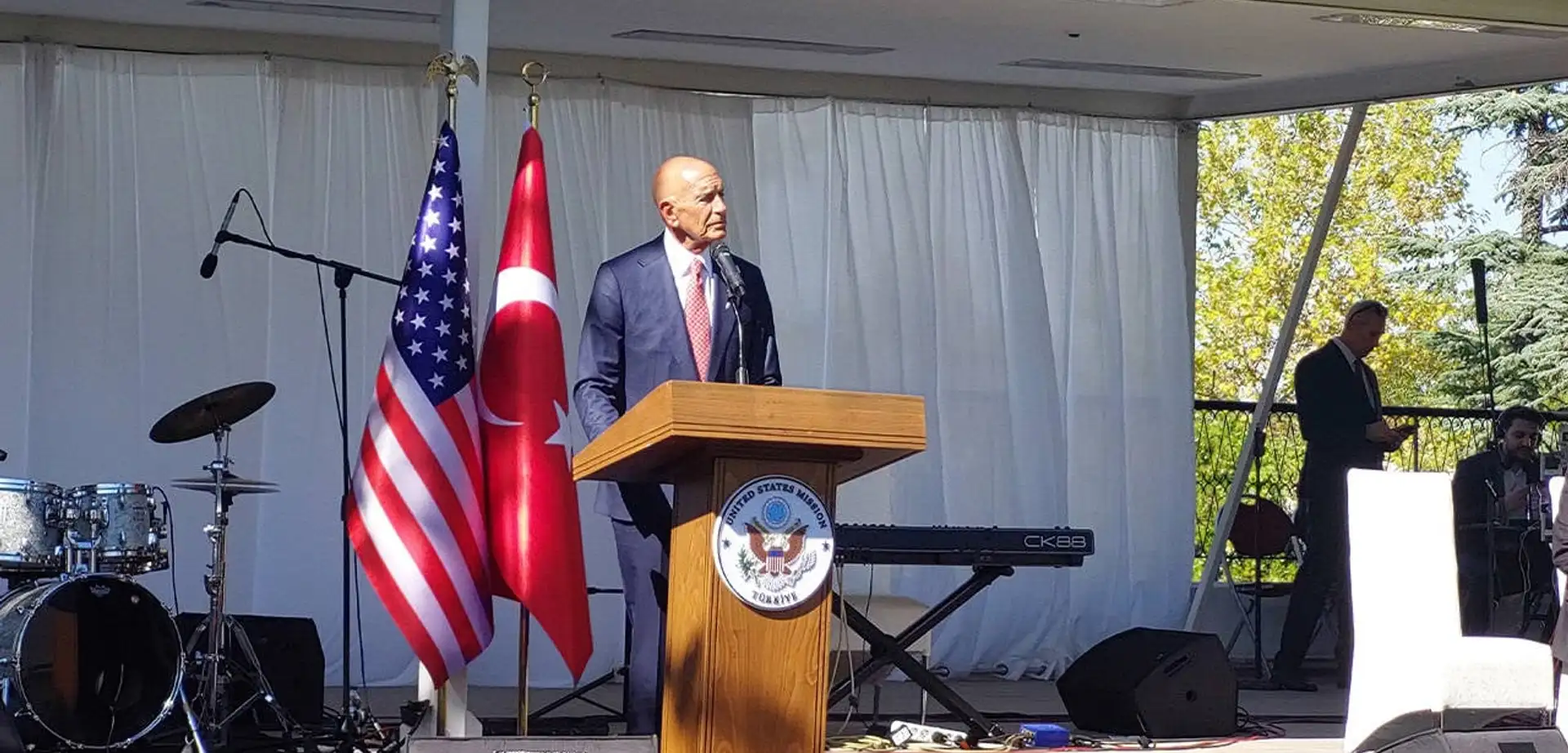 Tom Barrack'tan Türkiye-ABD Ortaklığına Övgü!