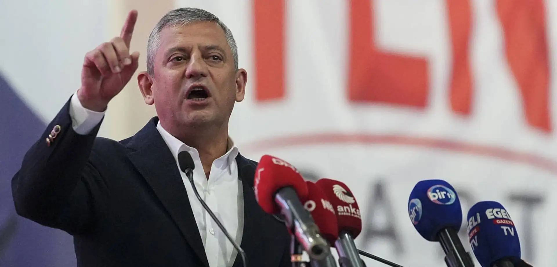 Özgür Özel: "Asla Teslim Olmayacağız"