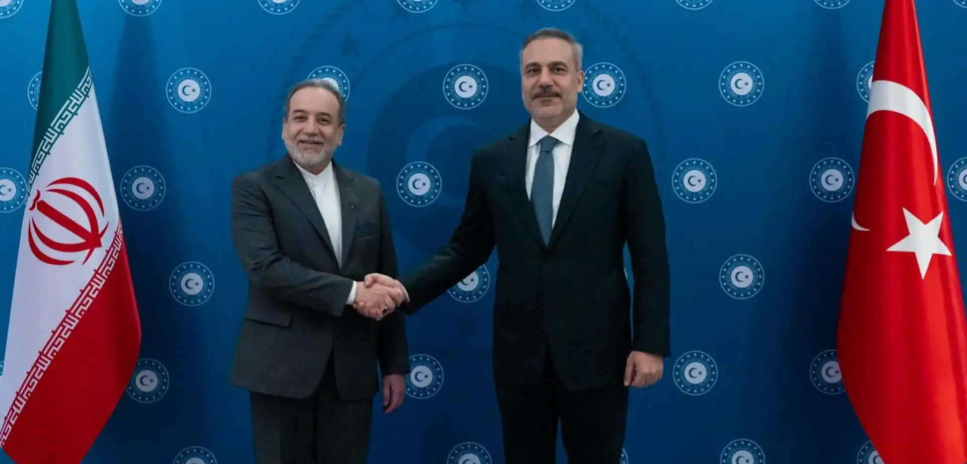 Bakan Fidan, Bağdat'ta İranlı Mevkidaşı Arakçi ile Görüştü