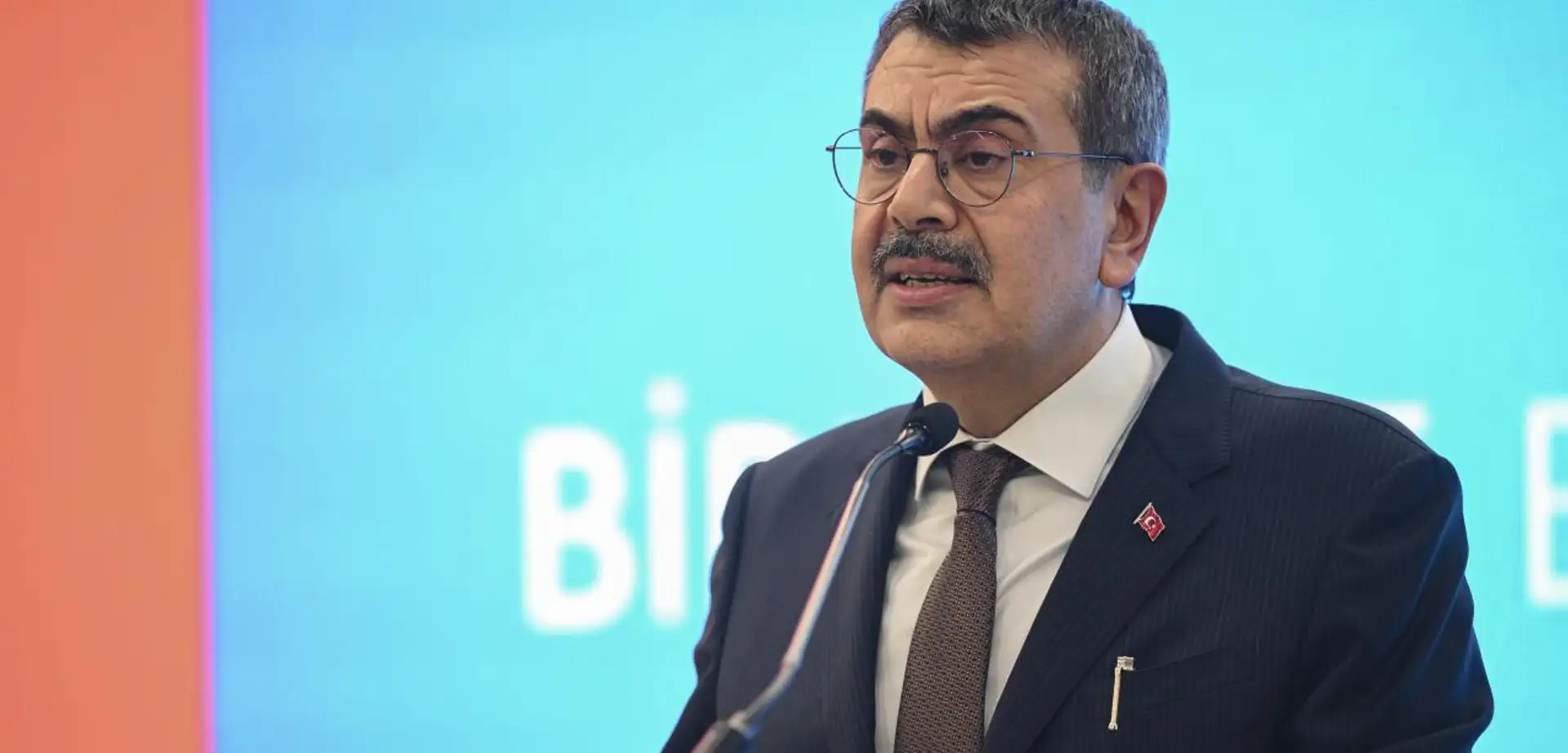 Bakan Tekin UNESCO Üyelerini COP31'e Davet Etti