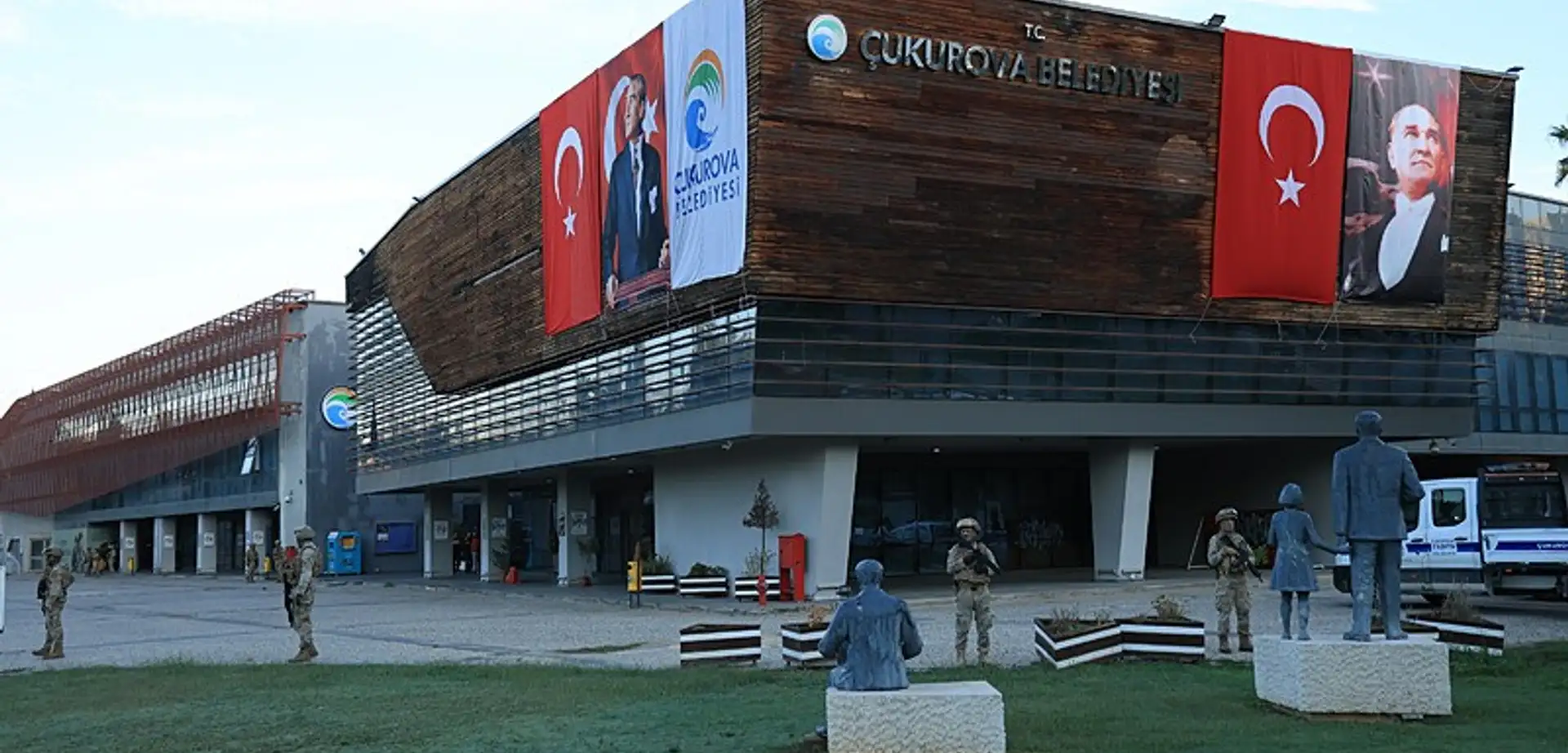 Çukurova Belediyesi'ne Operasyon: Çok Sayıda Gözaltı Kararı