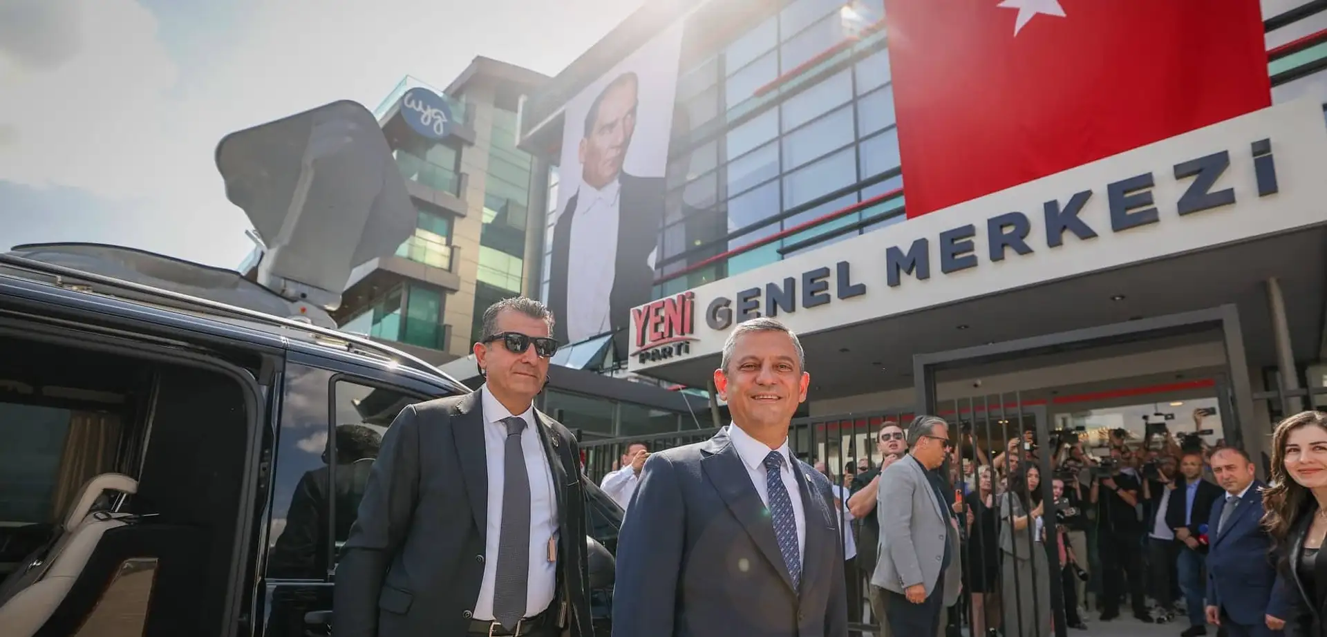Yeni Parti’nin İsmi Değişmeyecek
