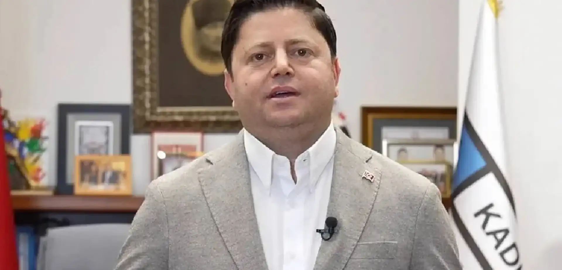 Kadıköy Belediyesi’nde CHP'den YENİ Parti'ye Flaş Transfer! Başkan Mesut Kösedağı ve 30 Meclis Üyesi Seçimini Yaptı