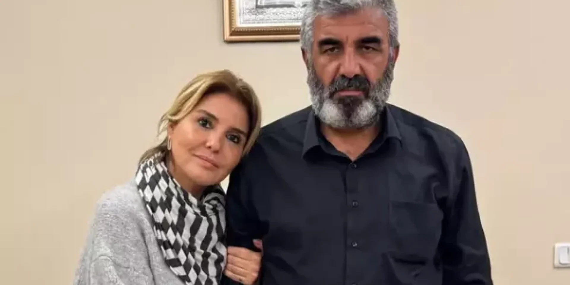 Gülben Ergen, Rojin Kabaiş'in Babasını Ziyaret Etti! Takipçisine Verdiği Yanıt Takdir Topladı