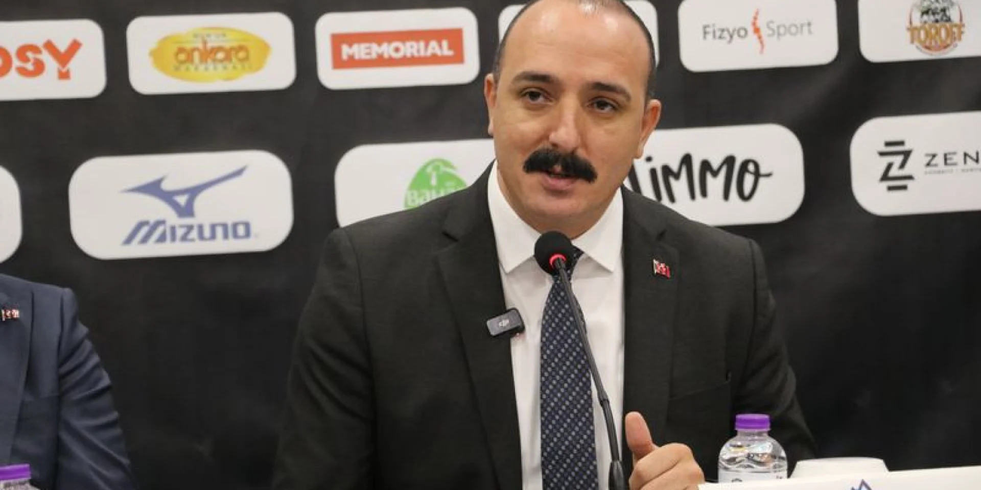 Konyaaltı Belediye Başkanı Cem Kotan CHP'den İstifa Etti