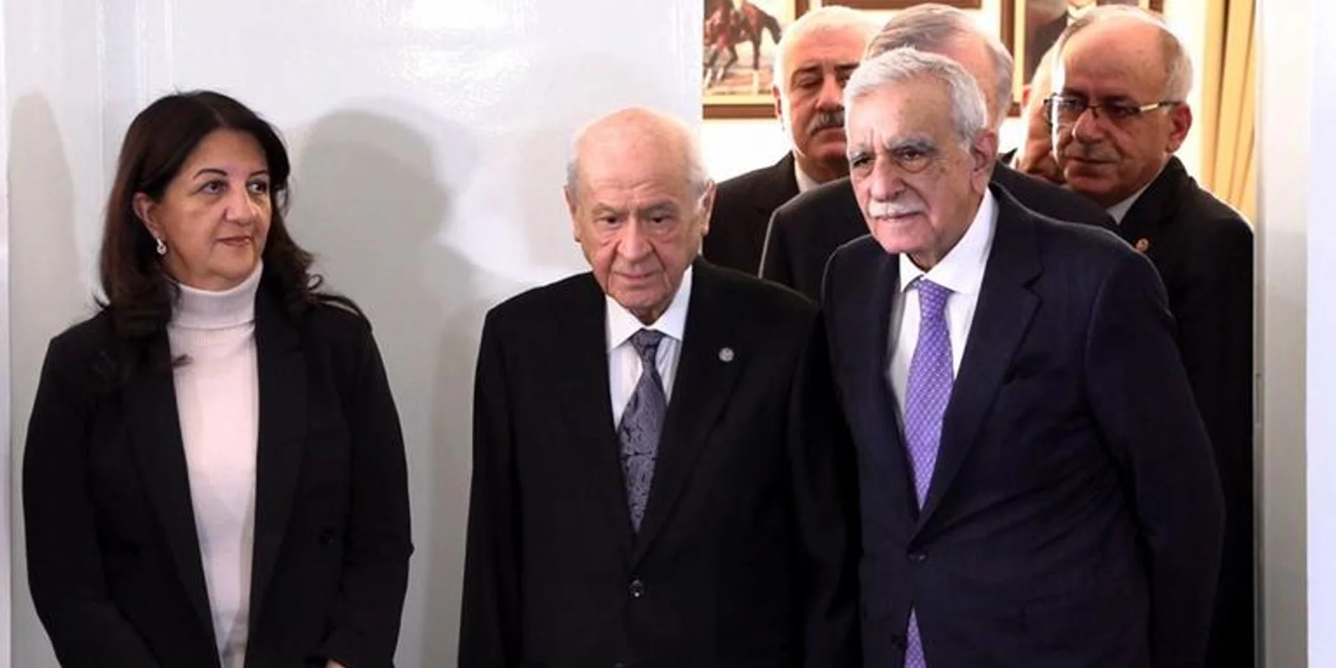 DEM Parti İmralı Heyeti MHP Lideri Bahçeli ile Bir Araya Geldi
