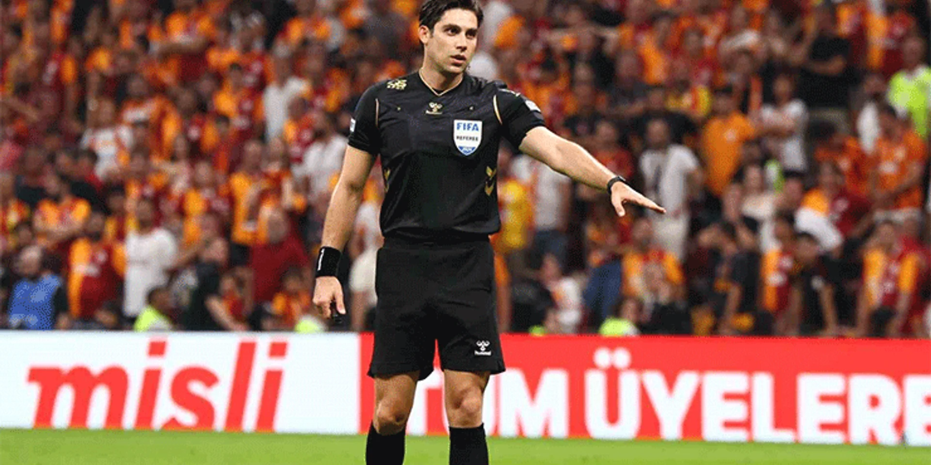 Mehmet Türkmen UEFA Konferans Ligi'nde Maç Yönetecek