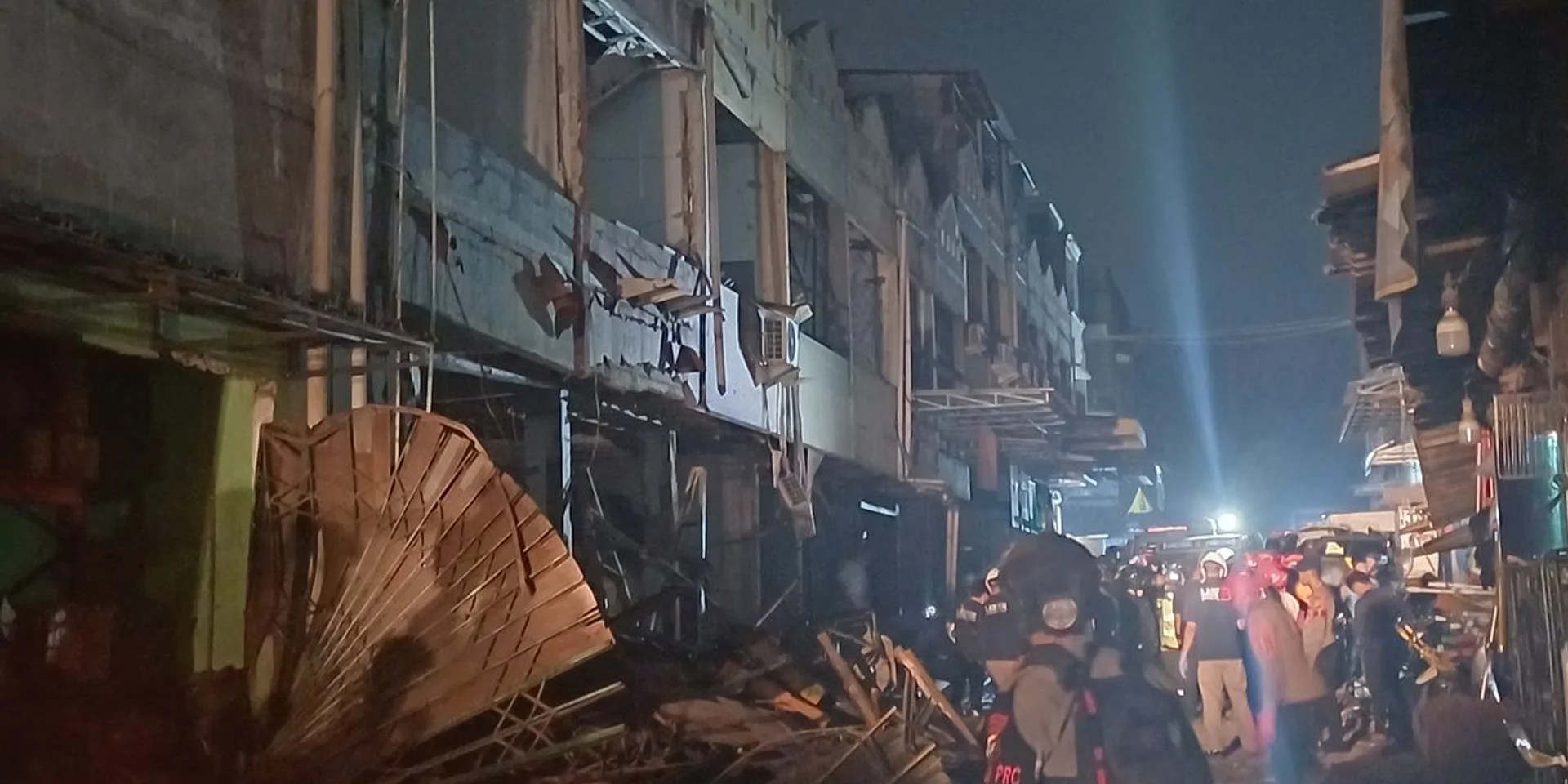 Endonezya'da Pazar Yerinde Patlama: 2 Ölü, 11 Yaralı