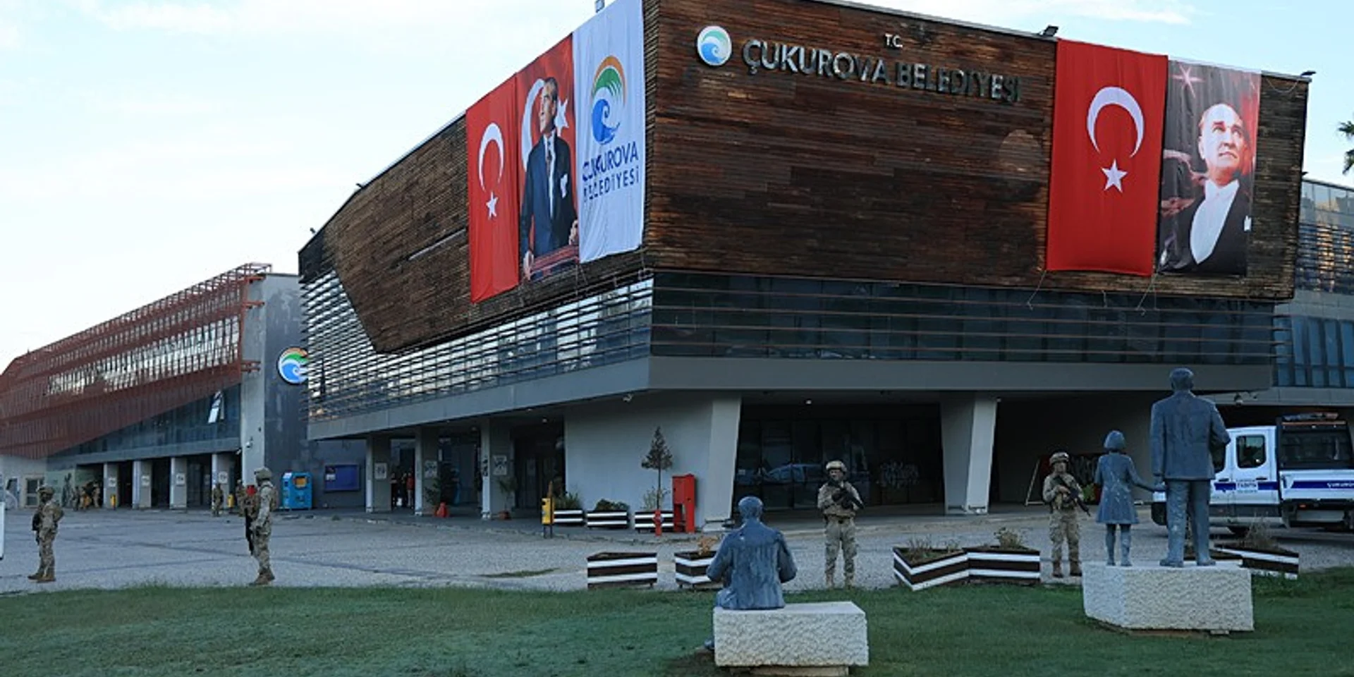 Çukurova Belediyesi'ne Operasyon: Çok Sayıda Gözaltı Kararı