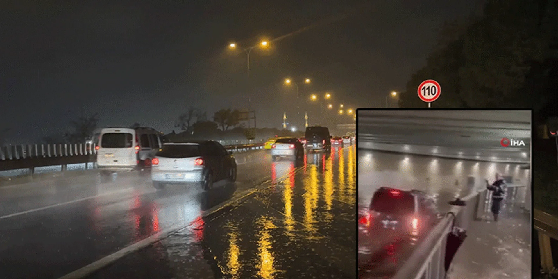 İstanbul'da Kuvvetli Yağış Yolları Göle Döndürdü