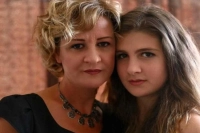 Hudutsuz Sevda Sakine Kimdir? Hülya Gülşen’in Canlandırdığı Sakine Karakteri, Hayatı ve Tüm Detaylar