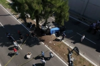 İzmir Konak'ta Otomobil Alt Geçide Düştü: 3 Ölü, 2 Yaralı