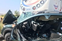 İzmir’in Menemen İlçesinde Trenle Araç Çarpıştı: 3 Ölü!