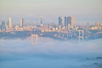 Yoğun Sis Nedeniyle Boğaz'da Gemi Trafiği Durduruldu