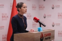 Zafer Parti'li Sevdagül Tunçer Gözaltına Alındı! Aile Bakanlığı Hakkındaki Paylaşımları Soruldu