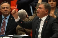 CHP'den TBMM'de Kırmızı Kart! Sırrı Süreyya Önder Böyle Tepki Verdi