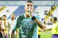 Eyüpspor Berke Özer'in Bonservisini Belirledi