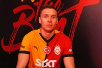 Galatasaray'ın Yeni Transferi Frankowski'ye Övgü Dolu Yorum: "Bir Futbol Cenneti"
