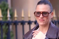 Serenay Sarıkaya'nın Paris Tarzı Beğeni Topladı