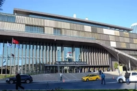 İstanbul'da İki CHP'li Belediyeye Terör Soruşturması: 32 Gözaltı!