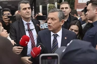 Özel'den İmamoğlu'na Silivri'de Ziyaret
