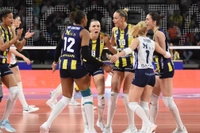 2025 Kadınlar Kupa Voley'de Fenerbahçe'den Müthiş Zafer!