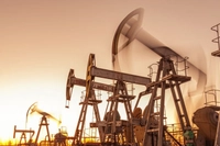 Petrolde ABD Yaptırımlarına Rağmen Toparlanma Görüldü