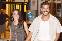 30 Yaşına Giren Kubilay Aka'ya Sevgilisi Hafsanur Sancaktutan'dan Romantik Jest