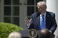 Trump'tan Suriye Açıklaması: Yaptırımlar Kaldırılabilir