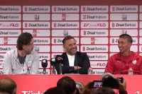 Muslera ile Tekke Arasında Güldüren Diyalog: "Türkçe Biliyorum Ama..."