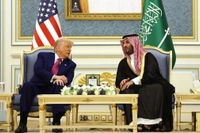 Trump, Suriye Cumhurbaşkanı Şara ile Suudi Arabistan'da Görüştü