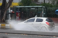 Meteoroloji'den İstanbul için Toz Taşınımı Uyarısı! Birçok İl için Sağanak Alarmı