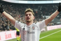 Beşiktaş'ın Genç Yıldızı Semih Kılıçsoy Avrupa Yolunda: İlk 11 Garantisi Verildi!