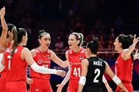 Filenin Sultanları, Milletler Ligi'nde 4'te 4 Yaptı! Çin Karşısında Harika Geri Dönüş