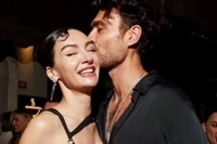 Birce Akalay - Hakan Kurtaş Çiftinin Tatilinden Romantik Kareler