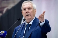 Aziz Yıldırım'dan Fenerbahçe Divan Toplantısında Sert Çıkış: "Gelecek Tehlikede"