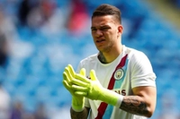 Galatasaray'da Gündem Kaleci Transferi: Gardi, Ederson için İngiltere'nin Yolunu Tuttu!