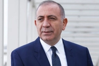 CHP İstanbul'da Kayyum Krizi: Gürsel Tekin Pazartesi İl Binasına Geliyor