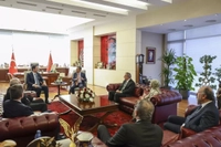 Özel ve Arıkan, CHP Genel Merkezi'nde Bir Araya Geldi