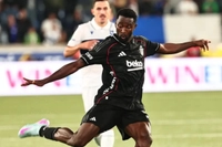Beşiktaş'ta "Ndidi" Alarmı: Ajax'ın Teklifi Geri Çevrildi!