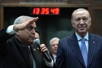 CHP'den AK Parti'ye Geçen Hasan Ufuk Çakır'ın Erdoğan'a Verdiği Asker Selamı Gündemden Düşmüyor