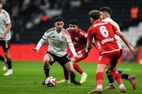 Beşiktaş'ta "Forma" Krizi: Kartal Kayra Yılmaz'dan Özür Geldi