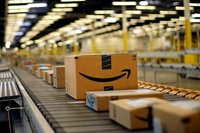 Amazon, Walmart'ı Tahtından İndirerek Zirveye Yerleşti