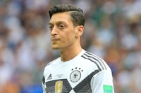 Mesut Özil'den Şampiyonluk Kehaneti: Dualarım Fenerbahçe ile