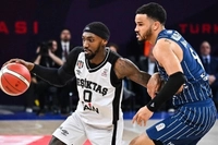 Basketbolda "Derbi" Günü: Anadolu Efes, Beşiktaş GAİN'i Ağırlıyor