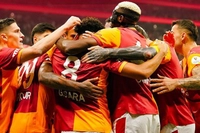 Galatasaray Şampiyonluk İçin Gün Sayıyor: Puan Farkı 7'ye Çıktı!